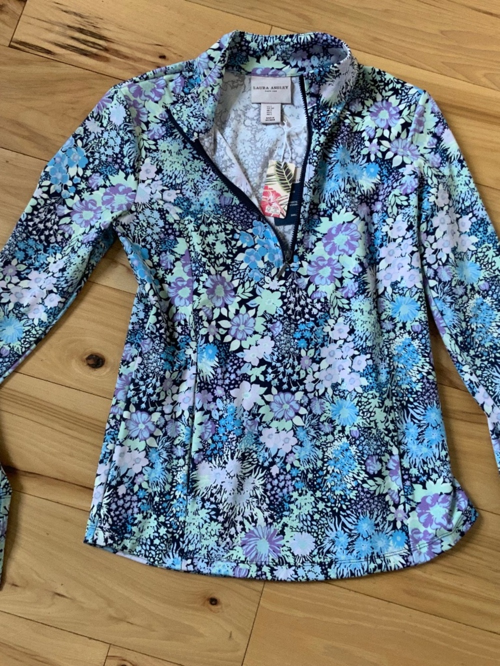 Laura Ashley long sleeve UPF50 long sleeve shirt BRAND NEW